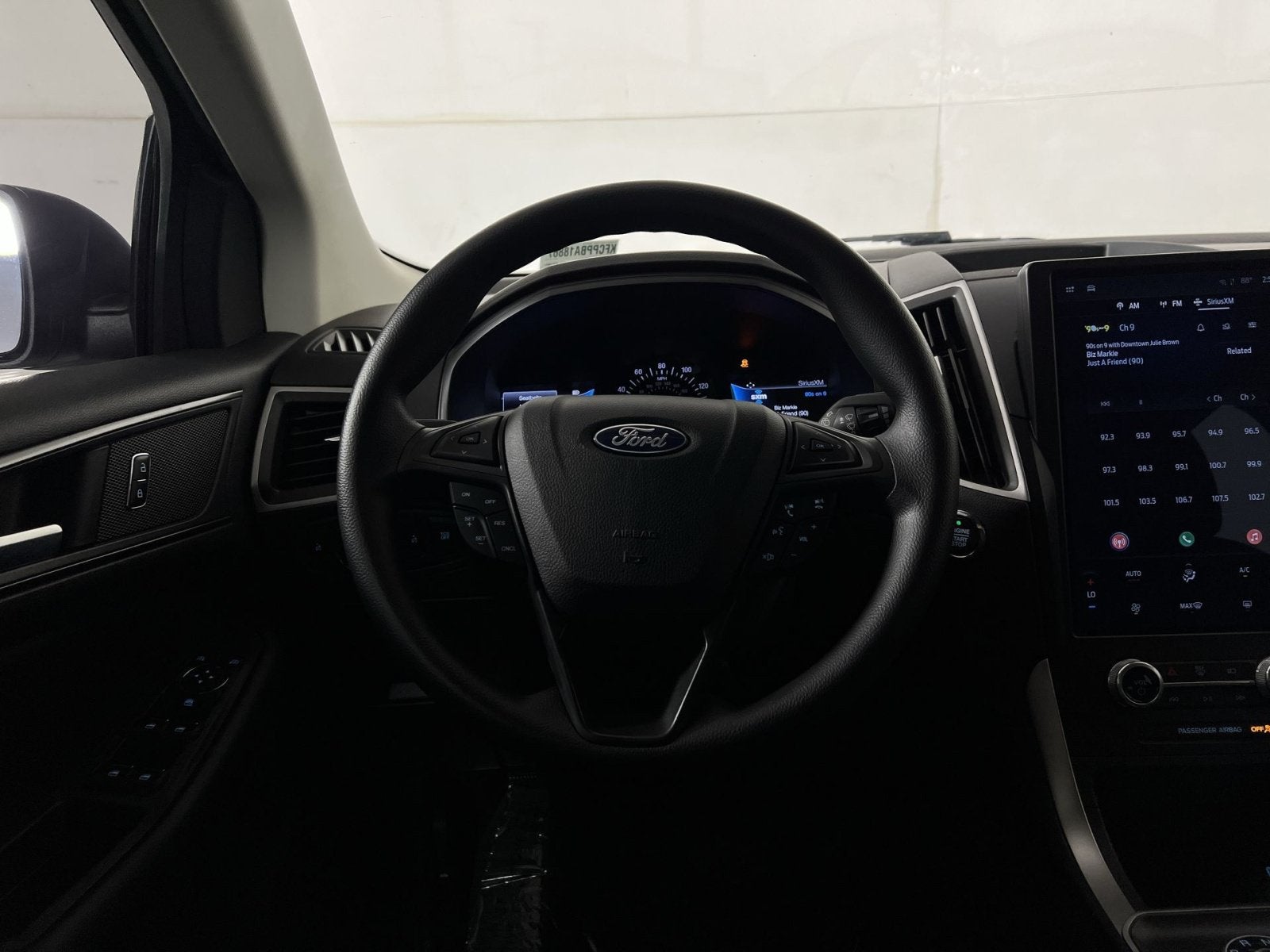 2023 Ford Edge SE