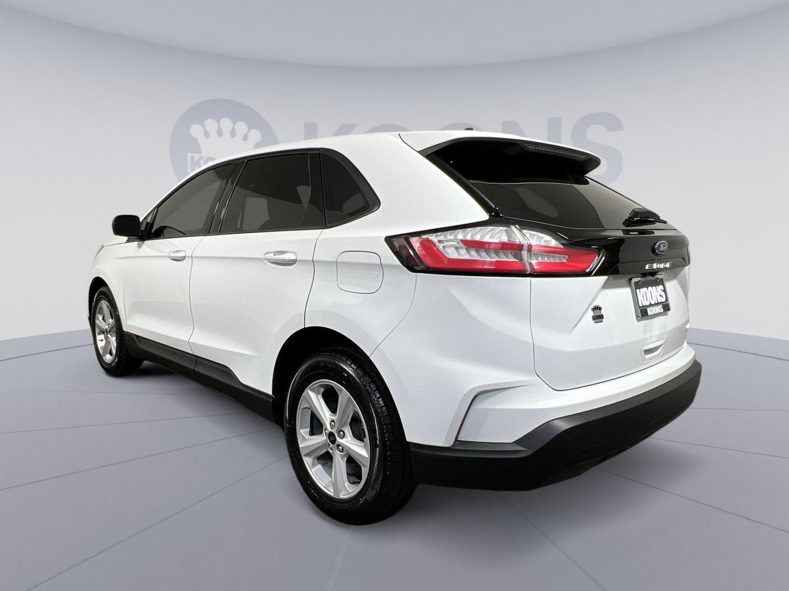 2023 Ford Edge SE