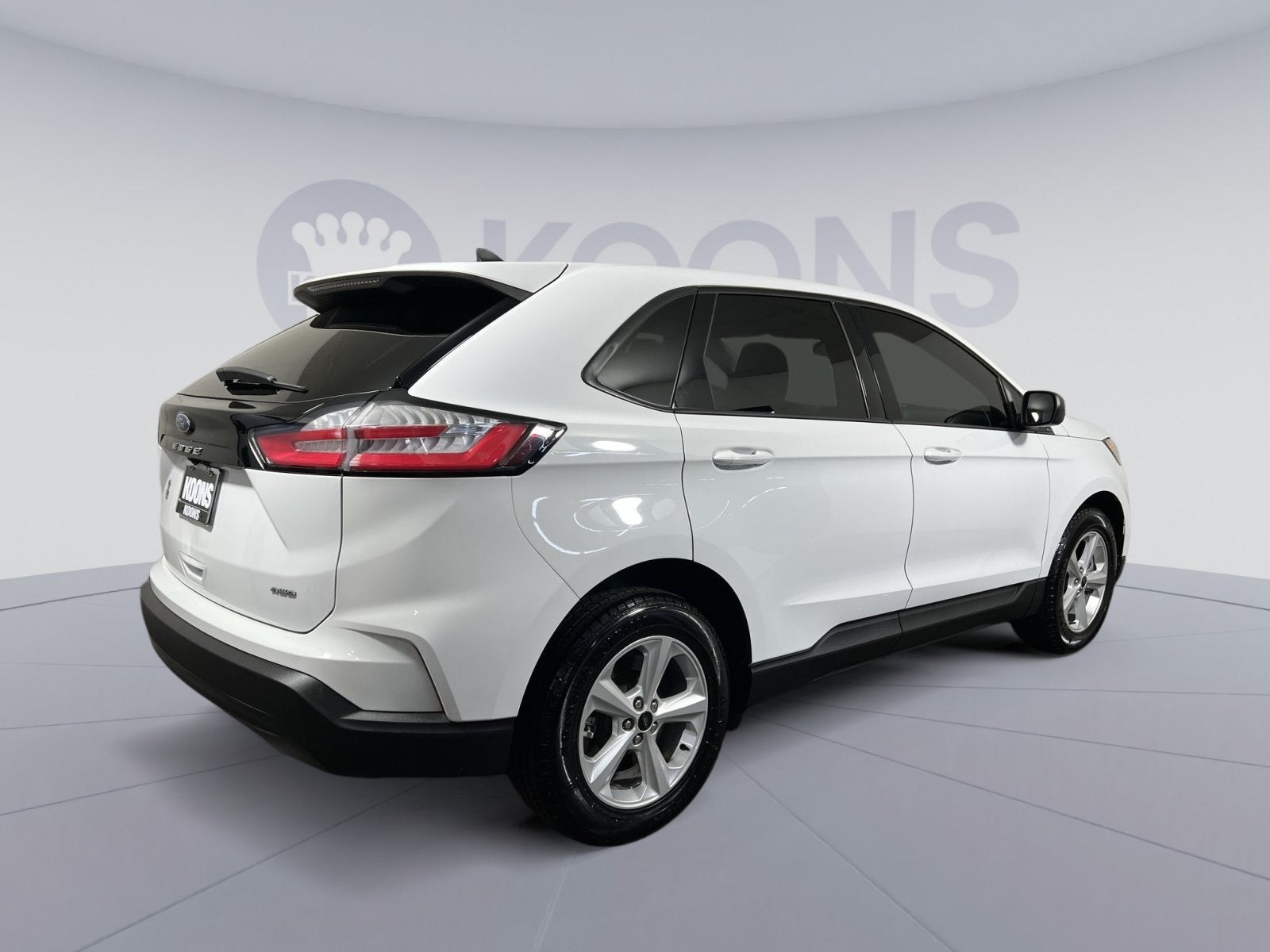 2023 Ford Edge SE