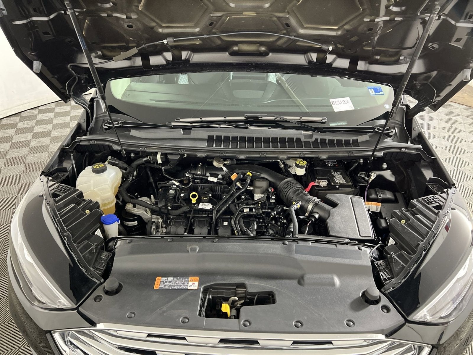 2023 Ford Edge Titanium