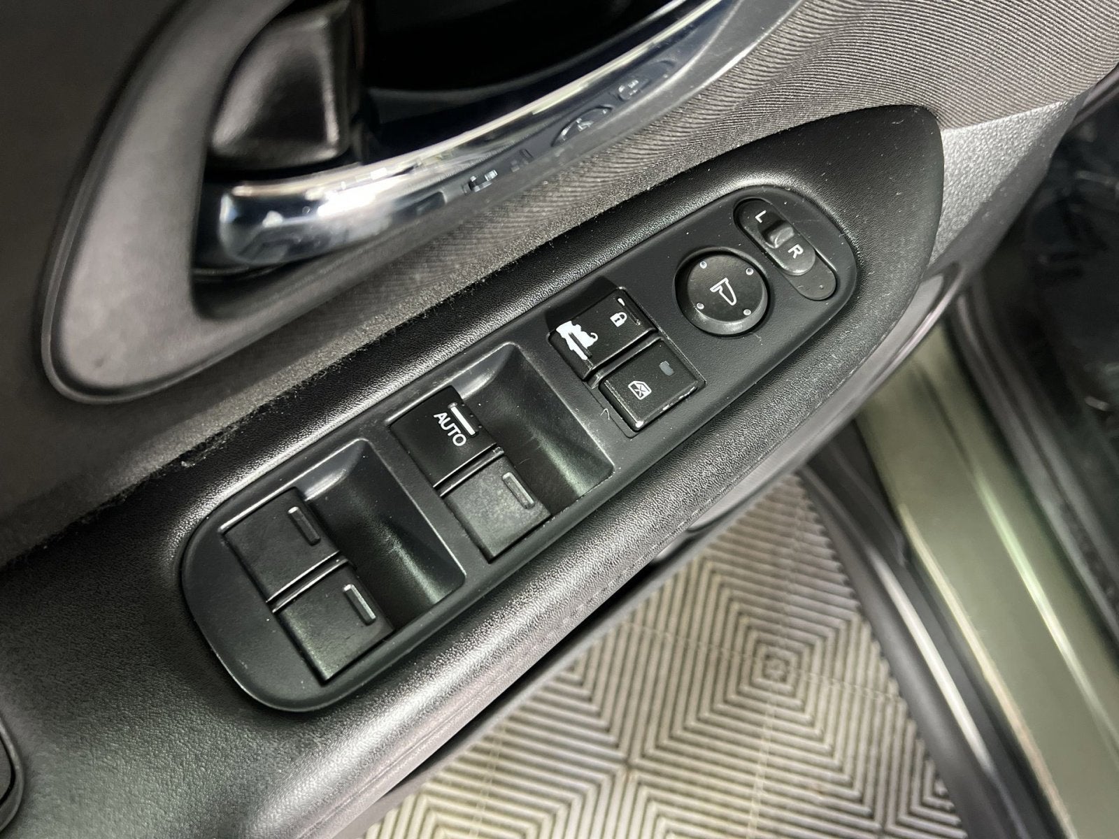2017 Honda HR-V LX