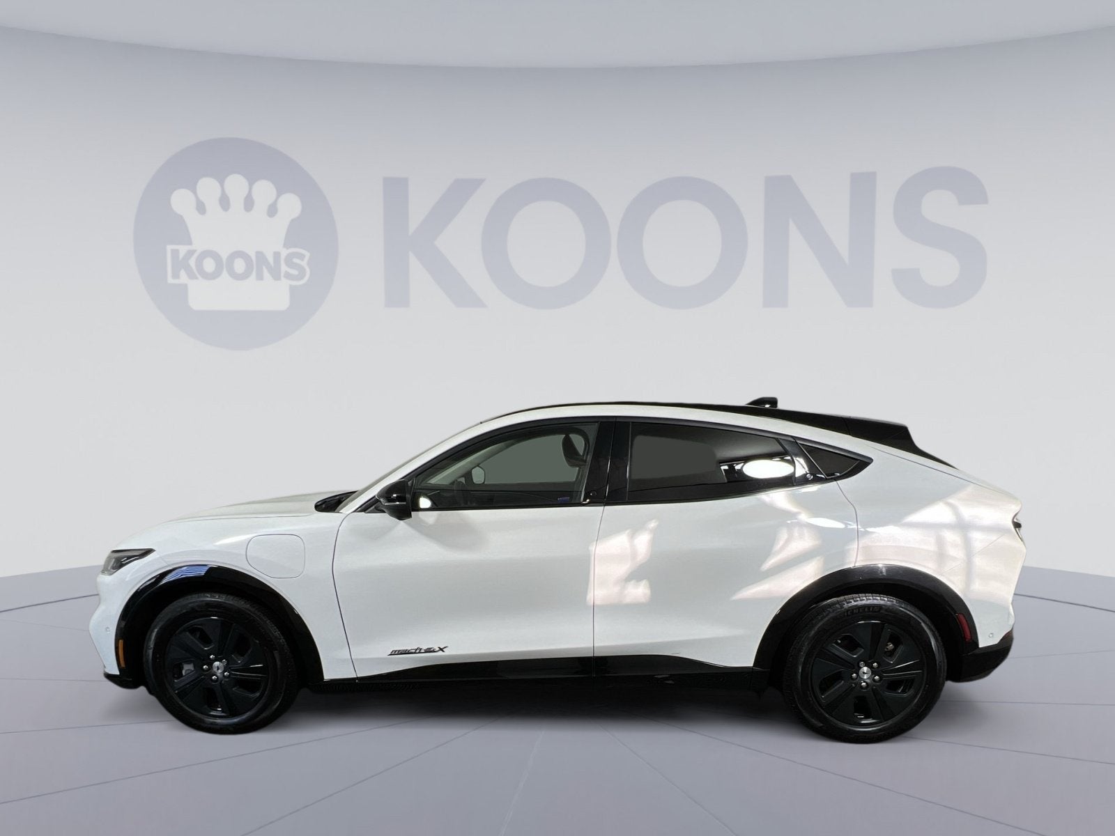 2023 Ford Mustang Mach-E California Route 1