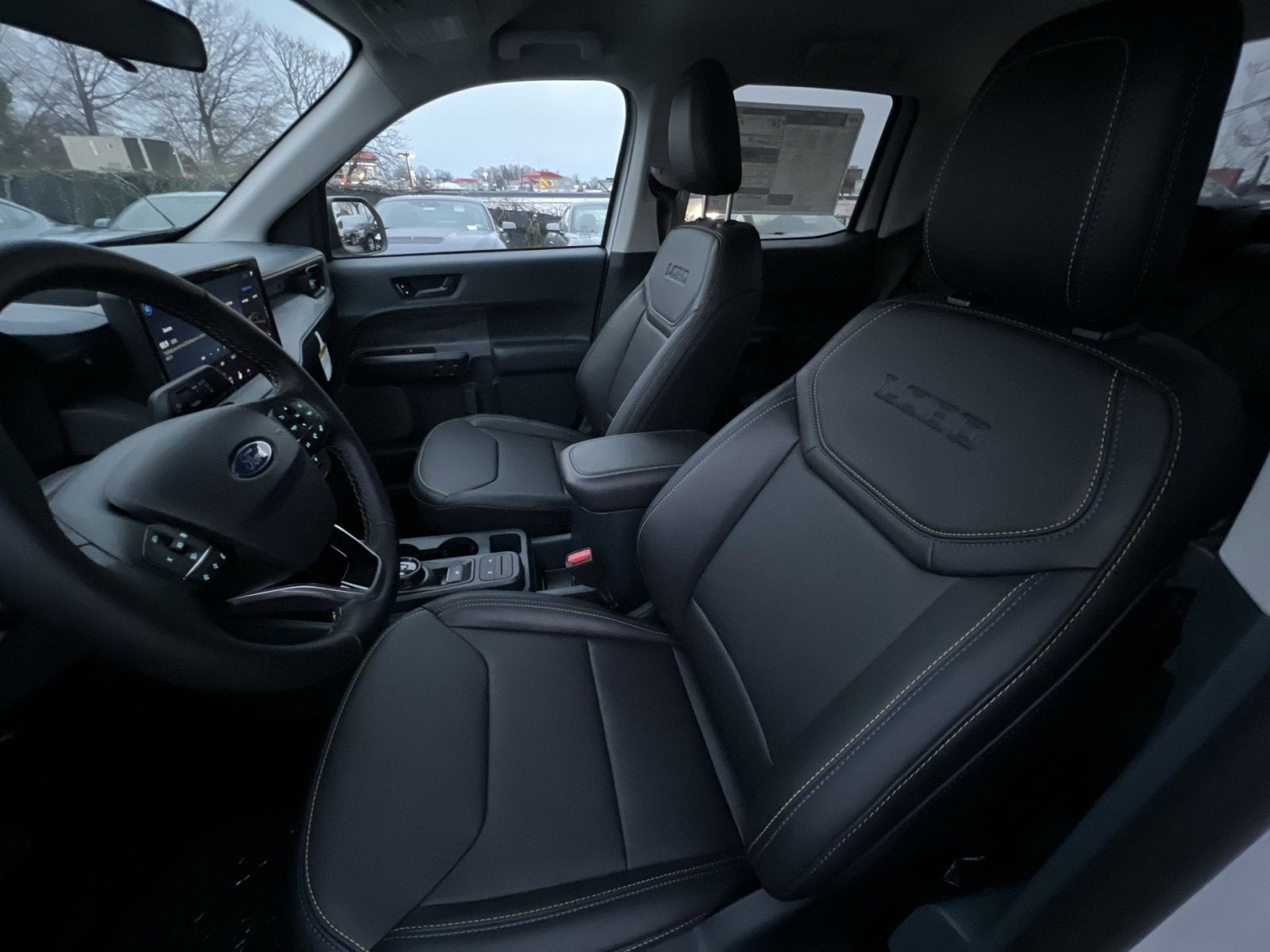 2025 Ford Maverick Lobo Standard