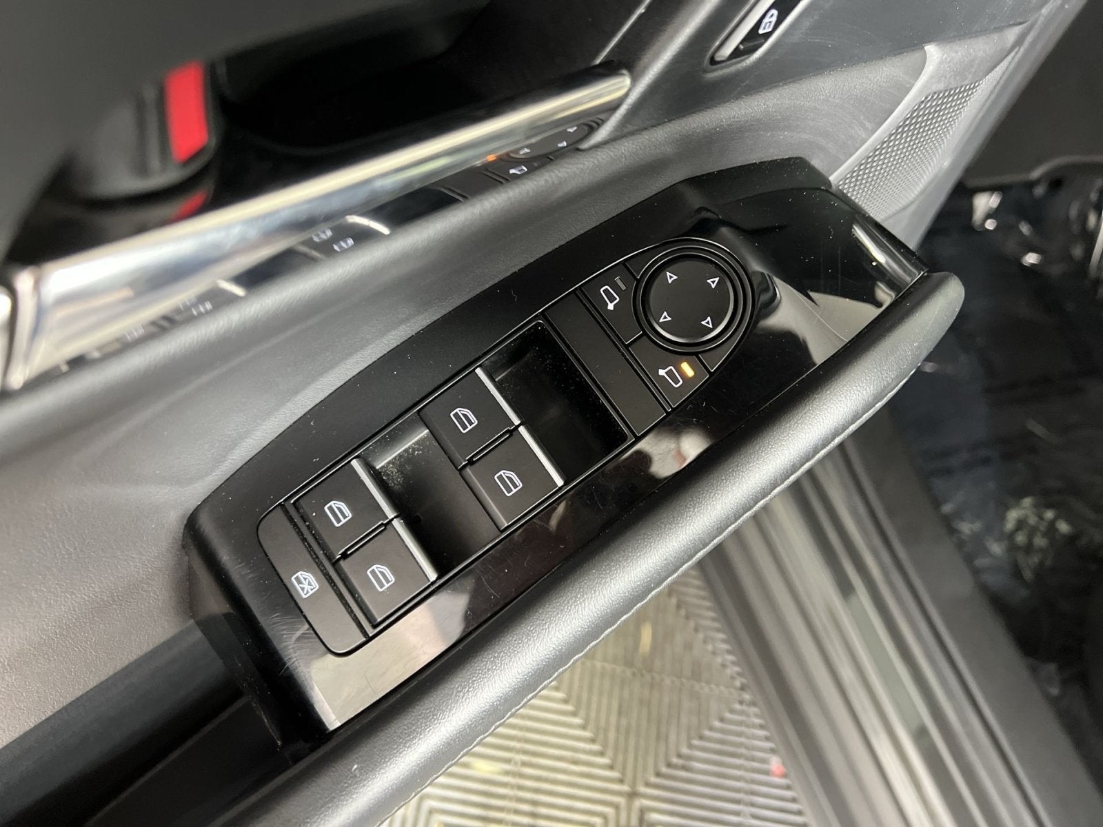 2024 Mazda Mazda CX-30 2.5 S Preferred Package