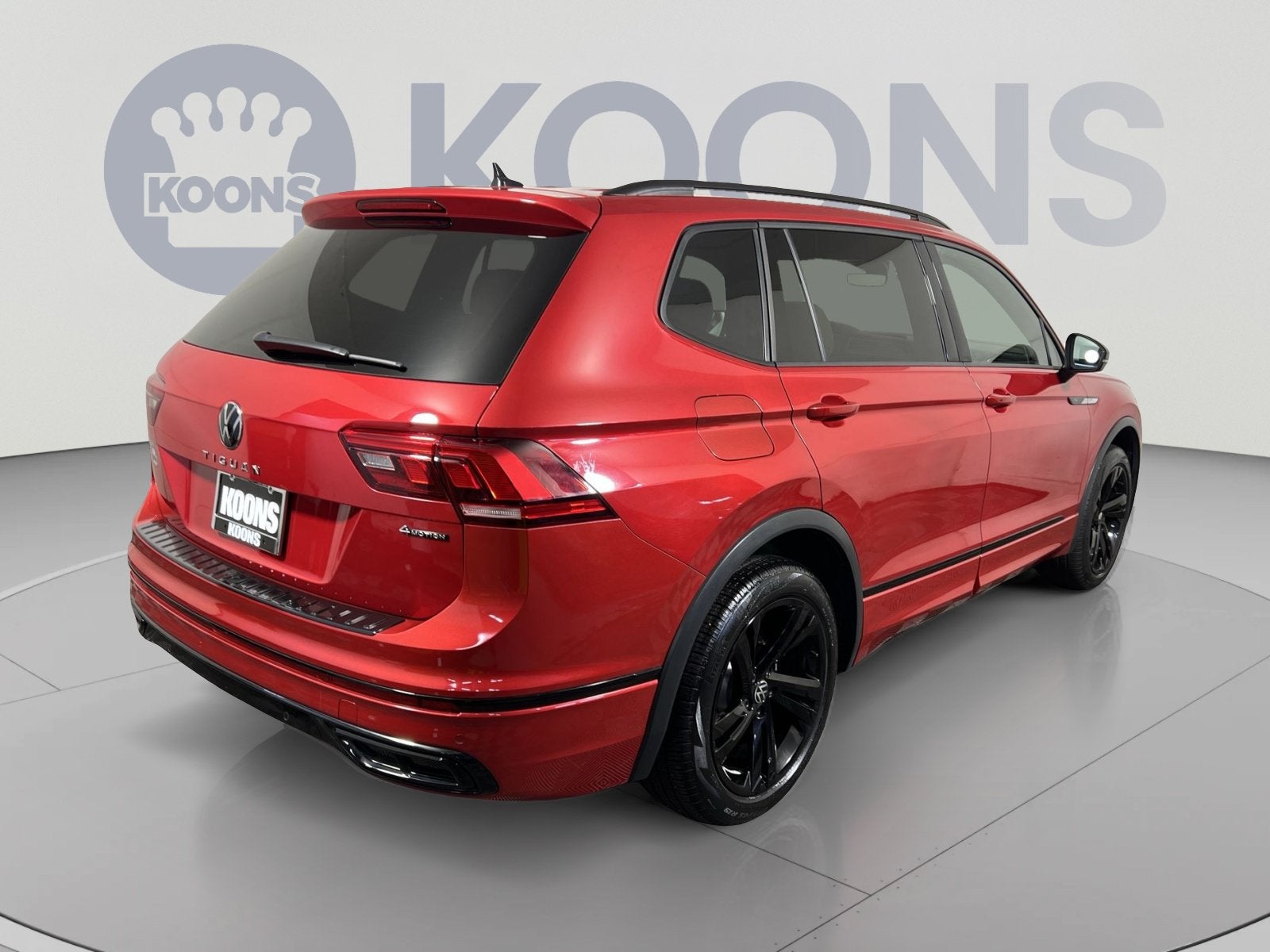 2024 Volkswagen Tiguan 2.0T SE R-Line Black