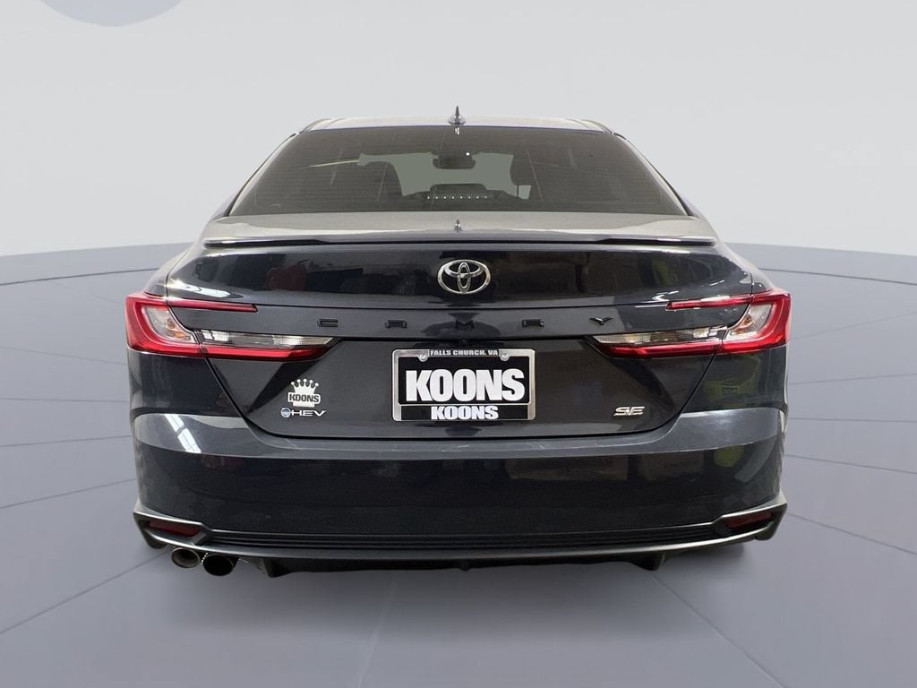 2025 Toyota Camry SE