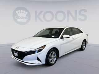 2023 Hyundai Elantra SE