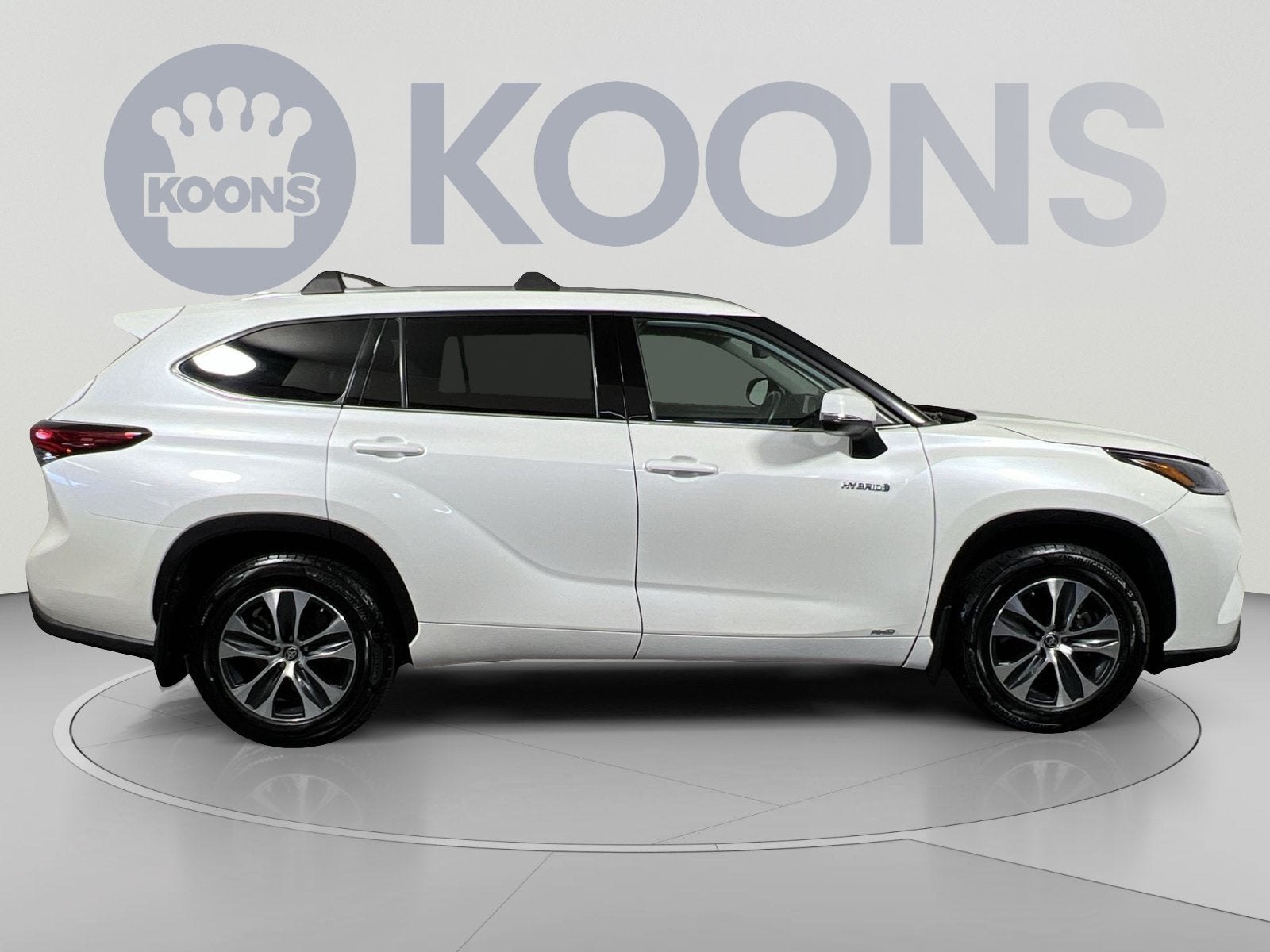 2021 Toyota Highlander Hybrid XLE