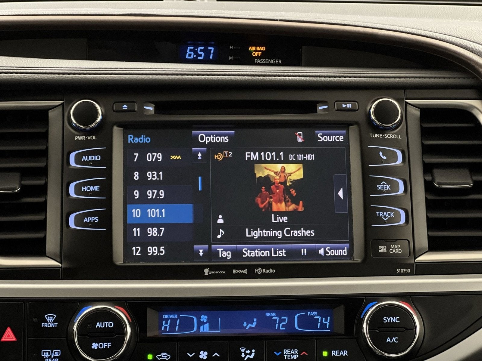 2019 Toyota Highlander SE