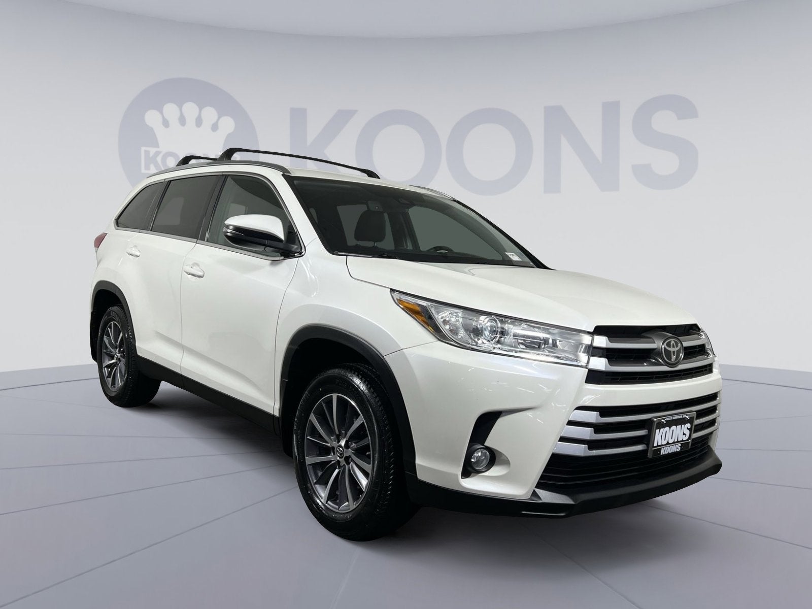 2019 Toyota Highlander SE