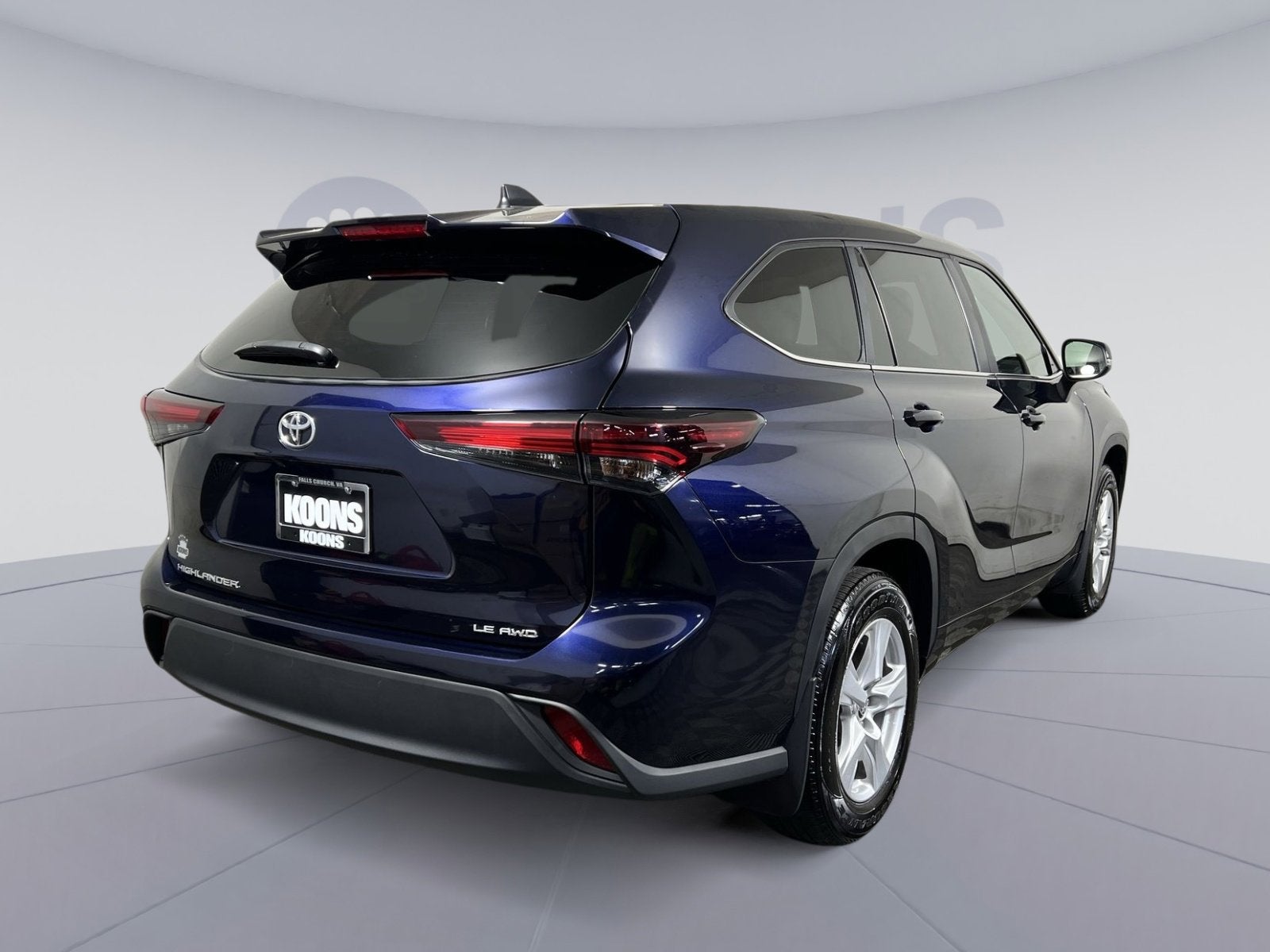 2024 Toyota Highlander LE