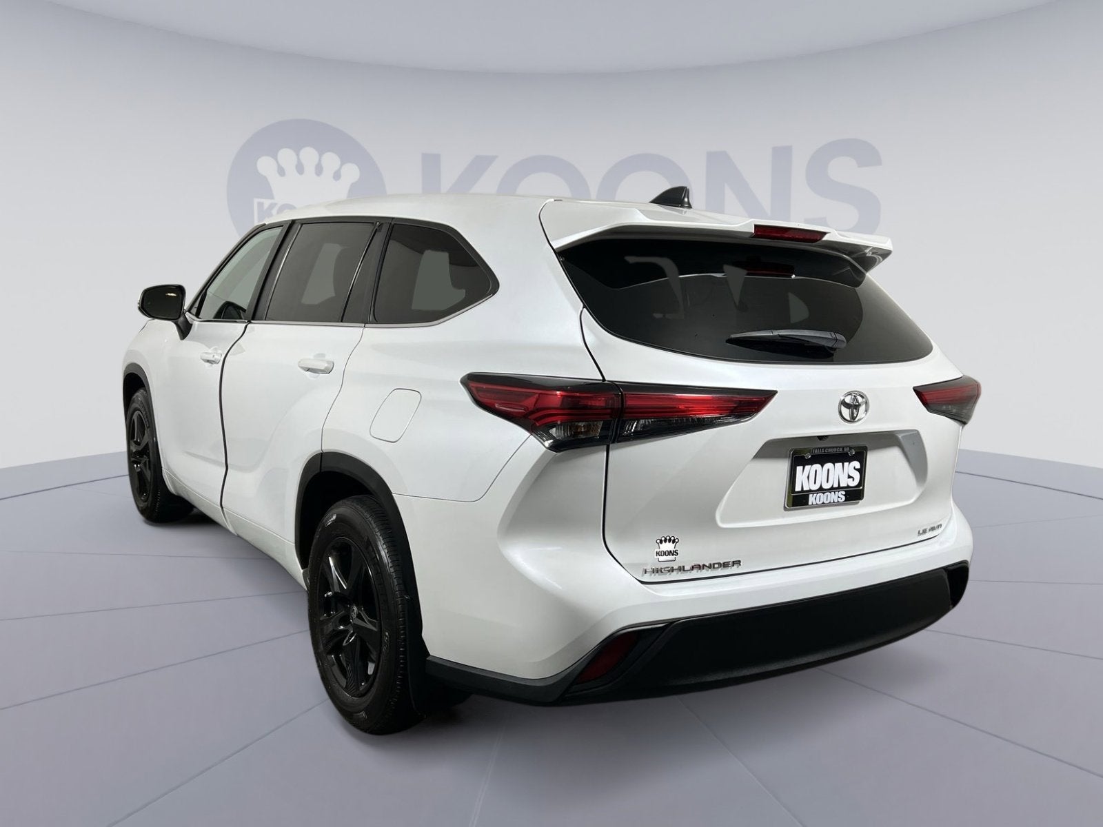 2023 Toyota Highlander LE