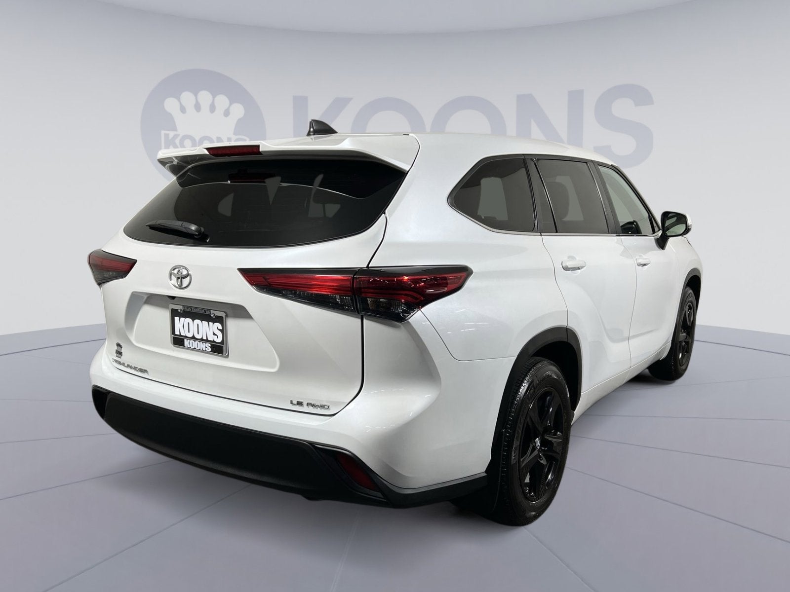 2023 Toyota Highlander LE