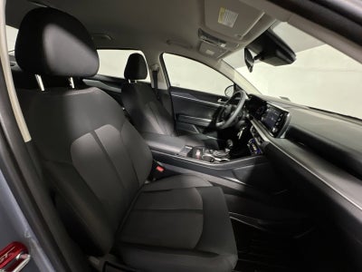 2022 Kia K5 LX