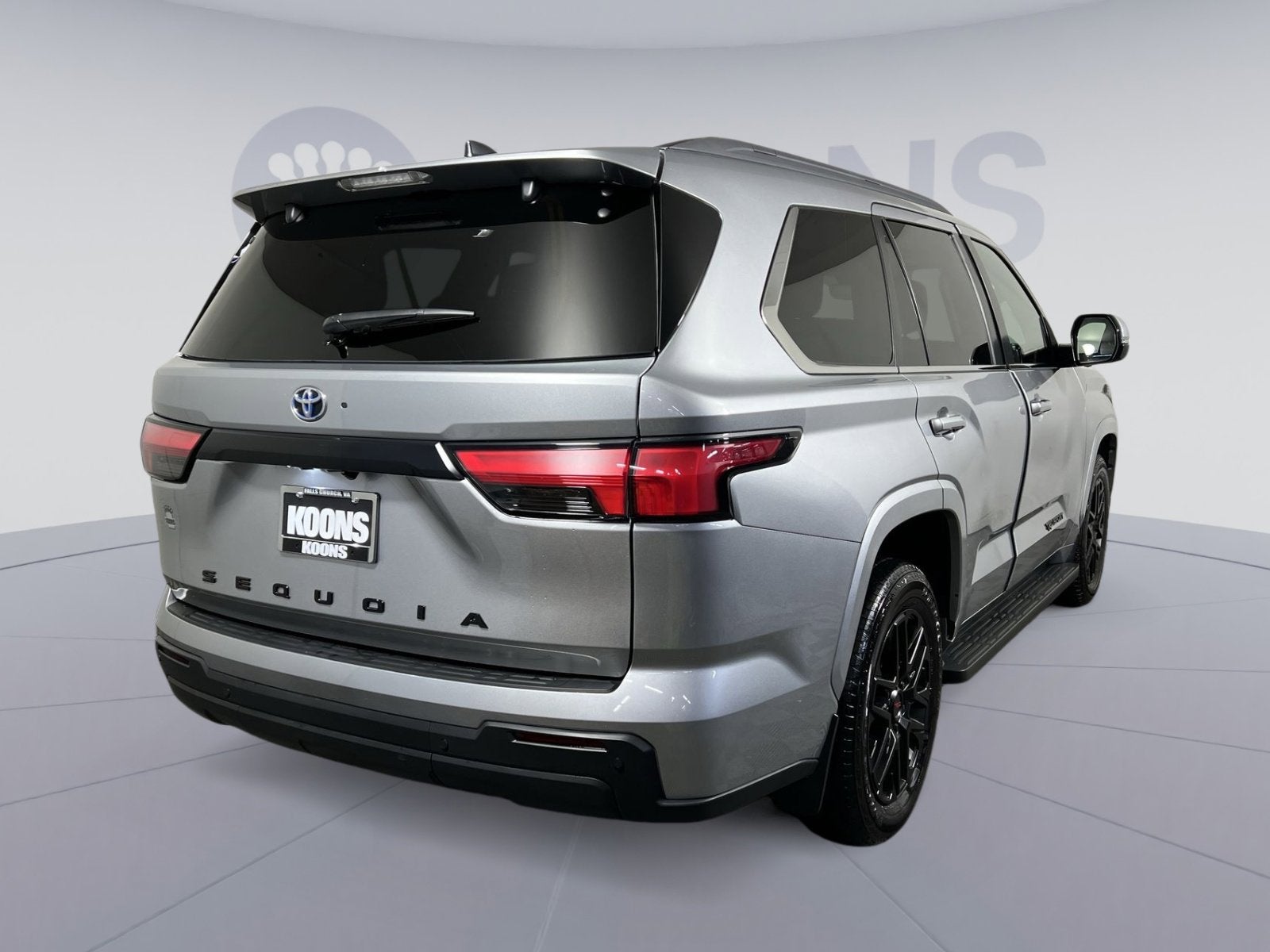 2024 Toyota Sequoia SR5