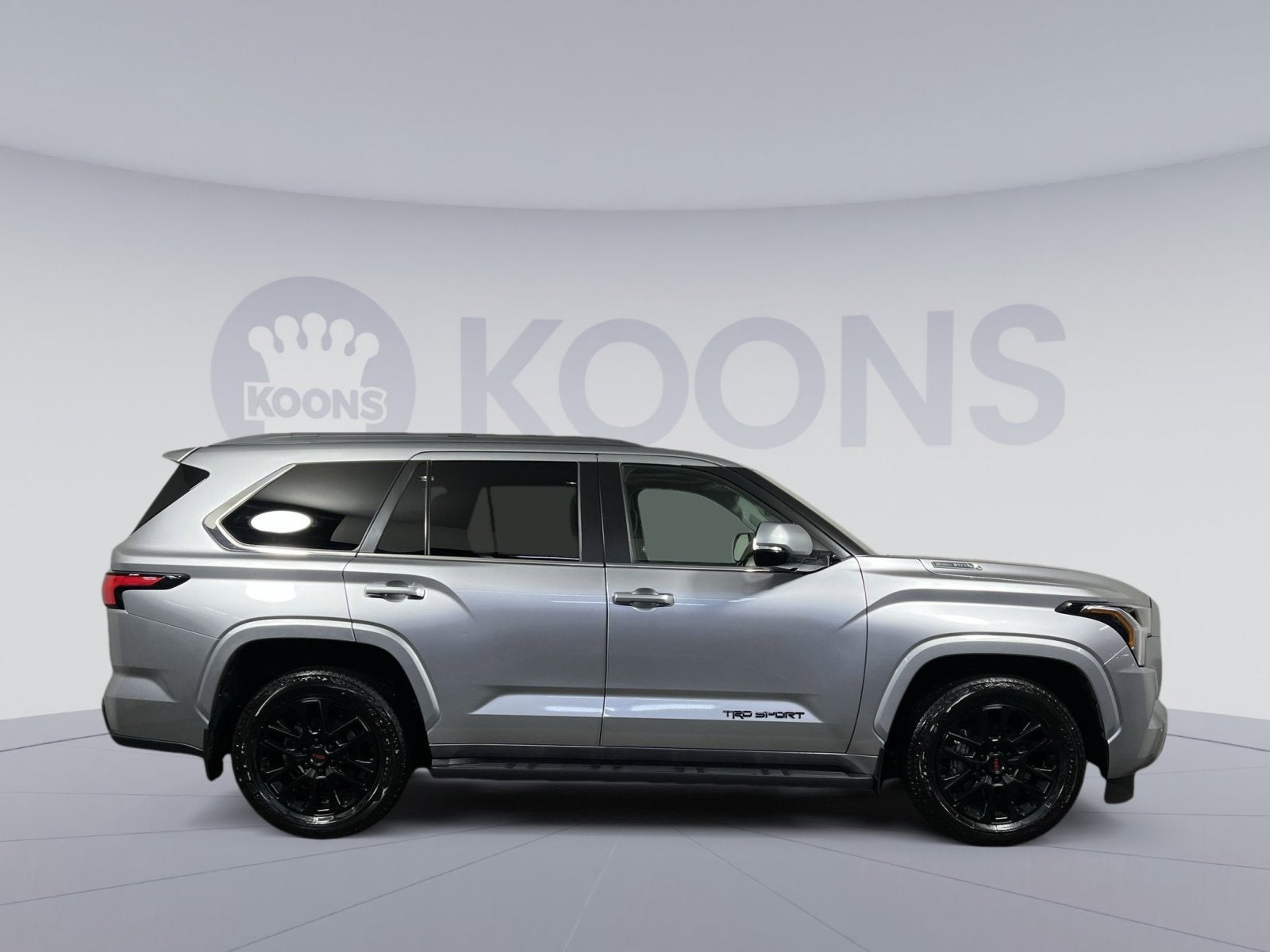 2024 Toyota Sequoia SR5