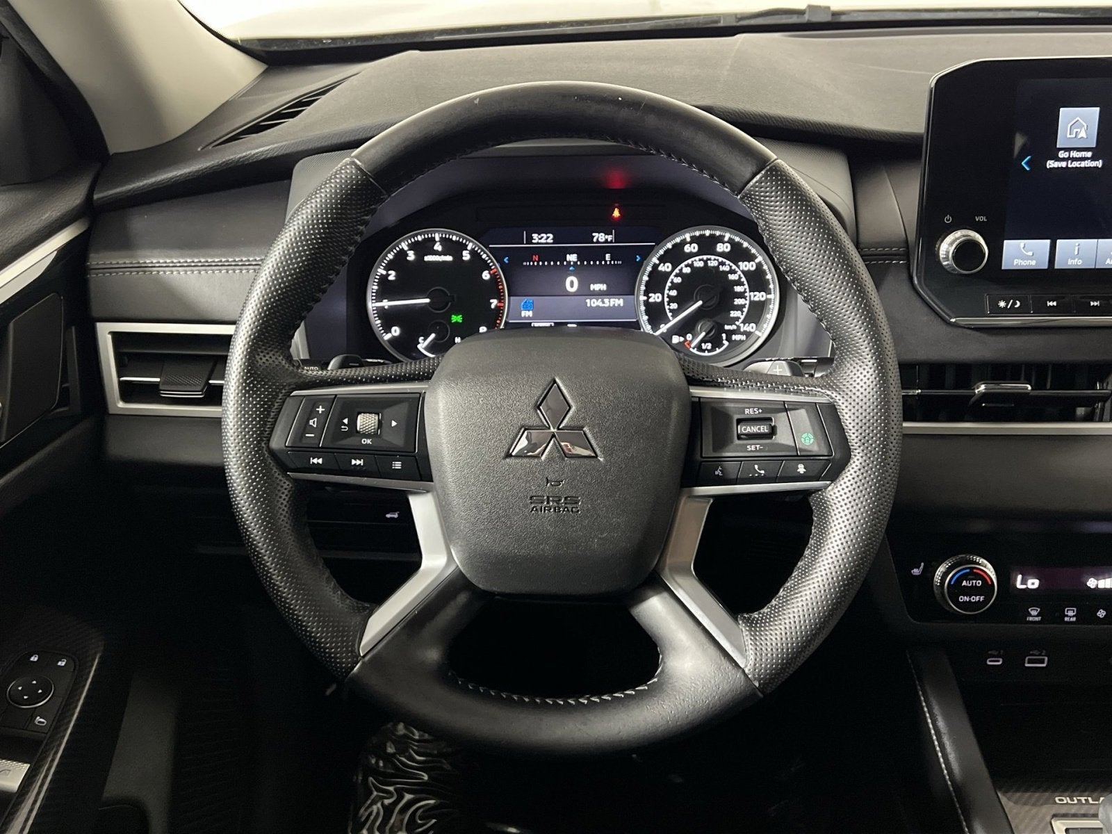 2022 Mitsubishi Outlander SE