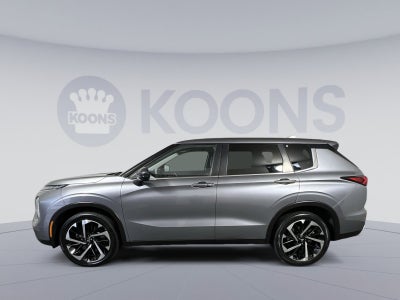 2022 Mitsubishi Outlander SE