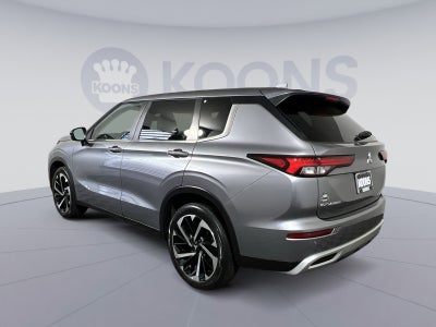2022 Mitsubishi Outlander SE