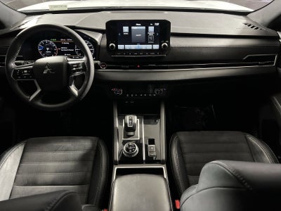 2023 Mitsubishi Outlander SE Black Edition