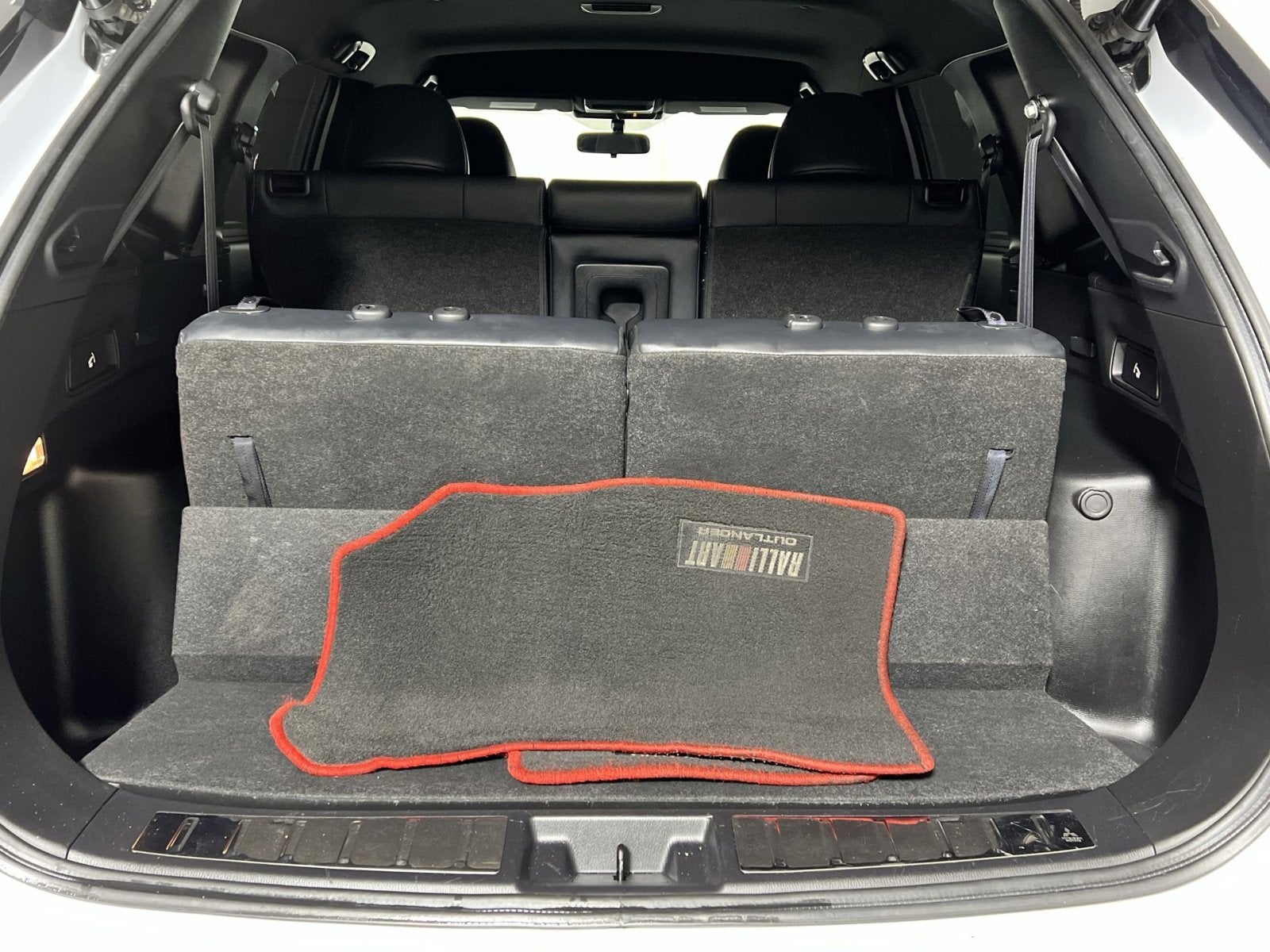 2023 Mitsubishi Outlander SE Black Edition