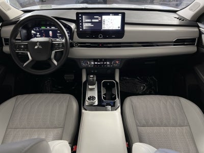 2025 Mitsubishi Outlander SEL