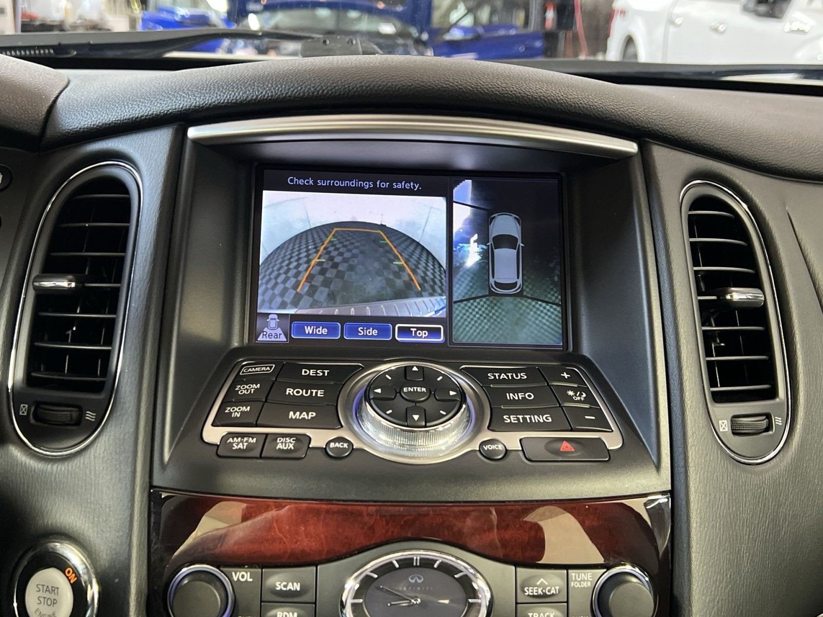 2015 INFINITI QX50 Journey