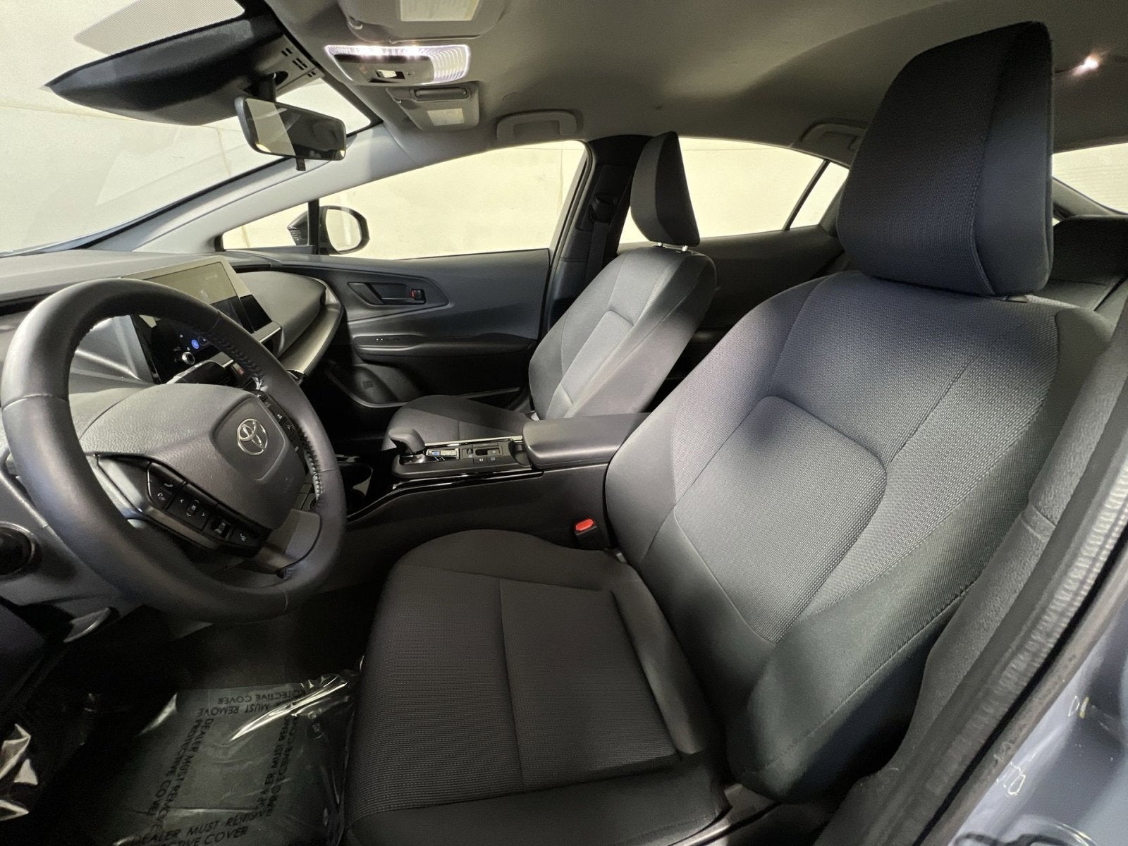 2025 Toyota Prius LE