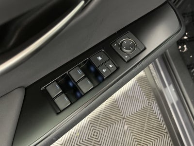 2022 Lexus UX 200 Base