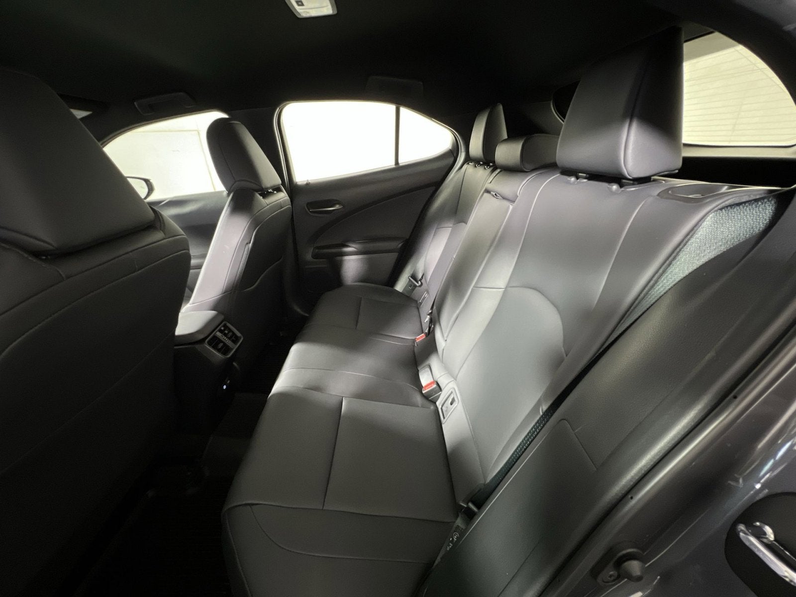 2022 Lexus UX 200 Base