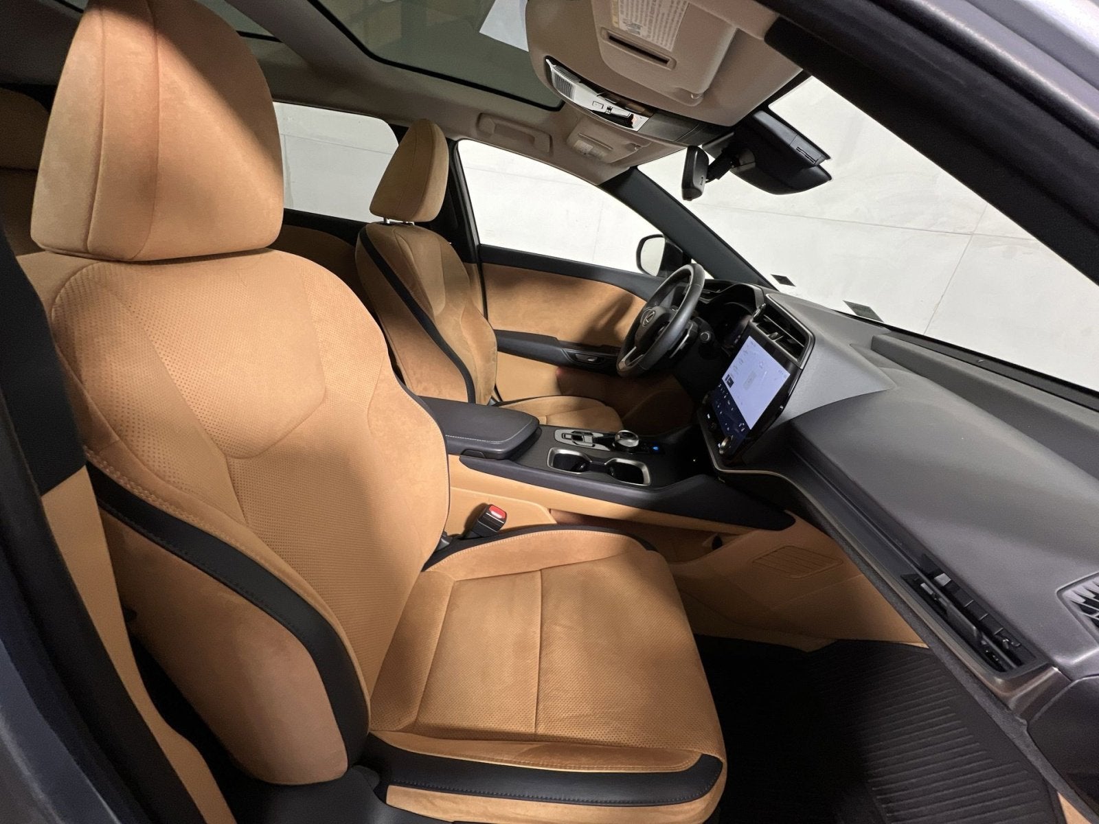 2023 Lexus RZ 450e Luxury