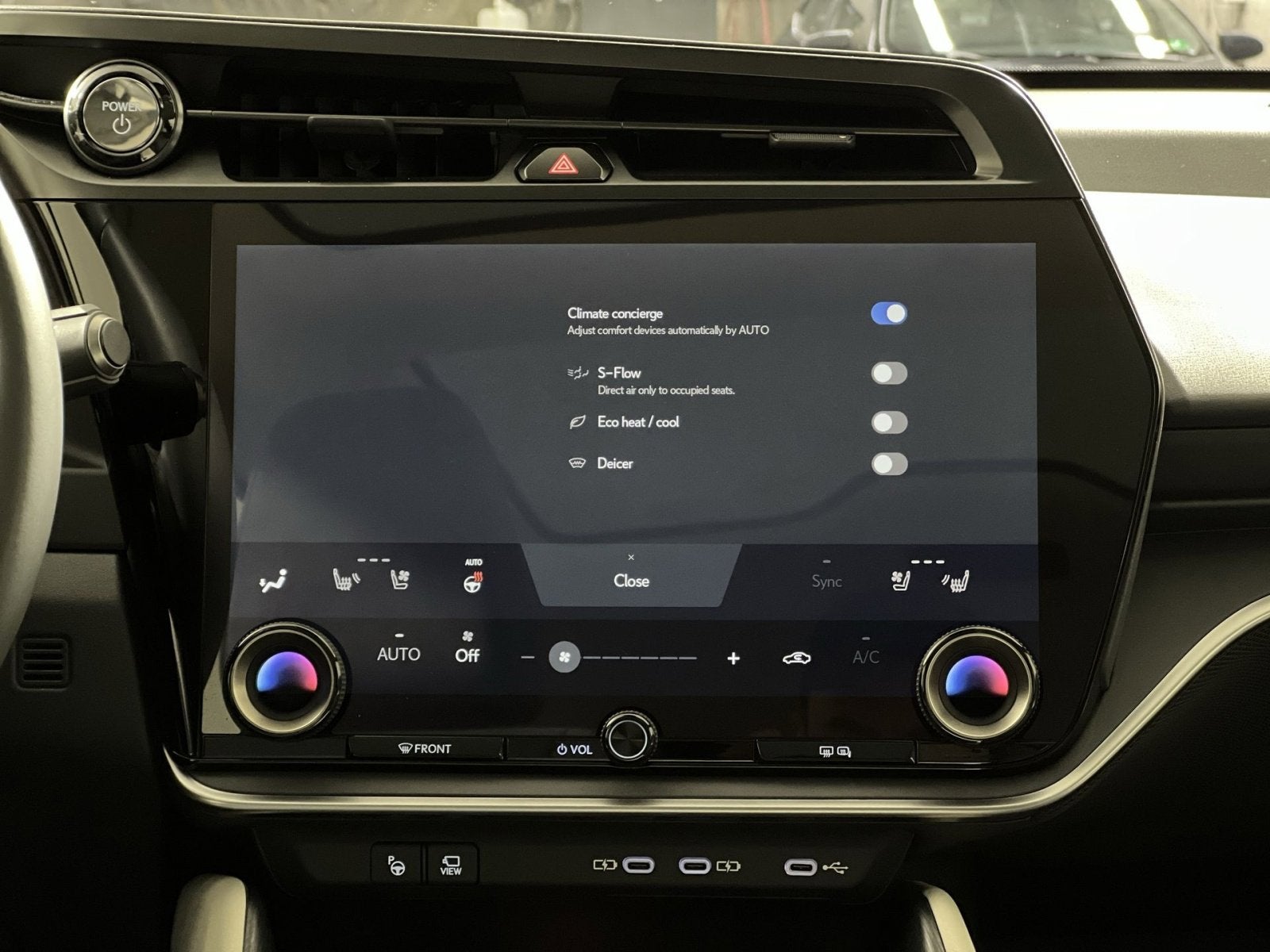 2023 Lexus RZ 450e Luxury