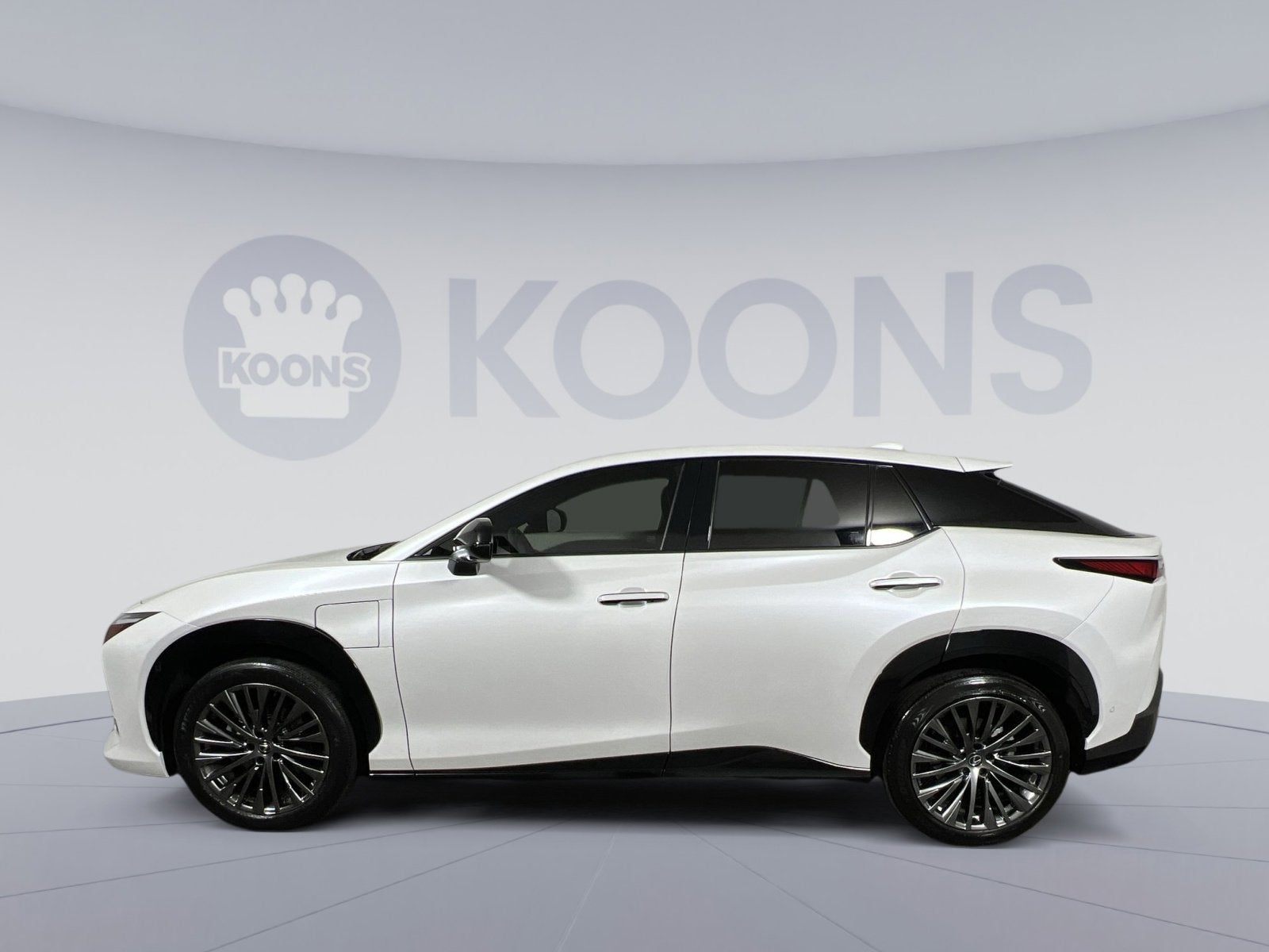 2023 Lexus RZ 450e Luxury