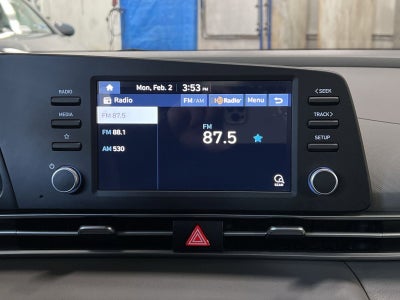 2023 Hyundai Elantra SE