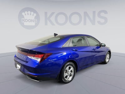 2023 Hyundai Elantra SE