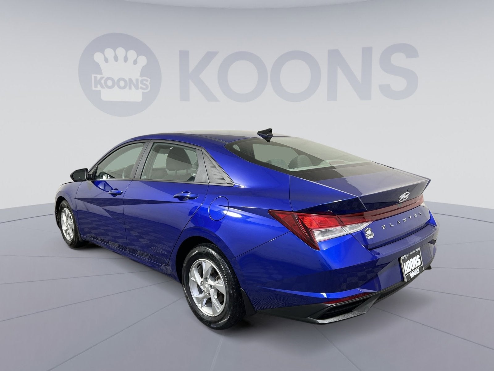 2023 Hyundai Elantra SE