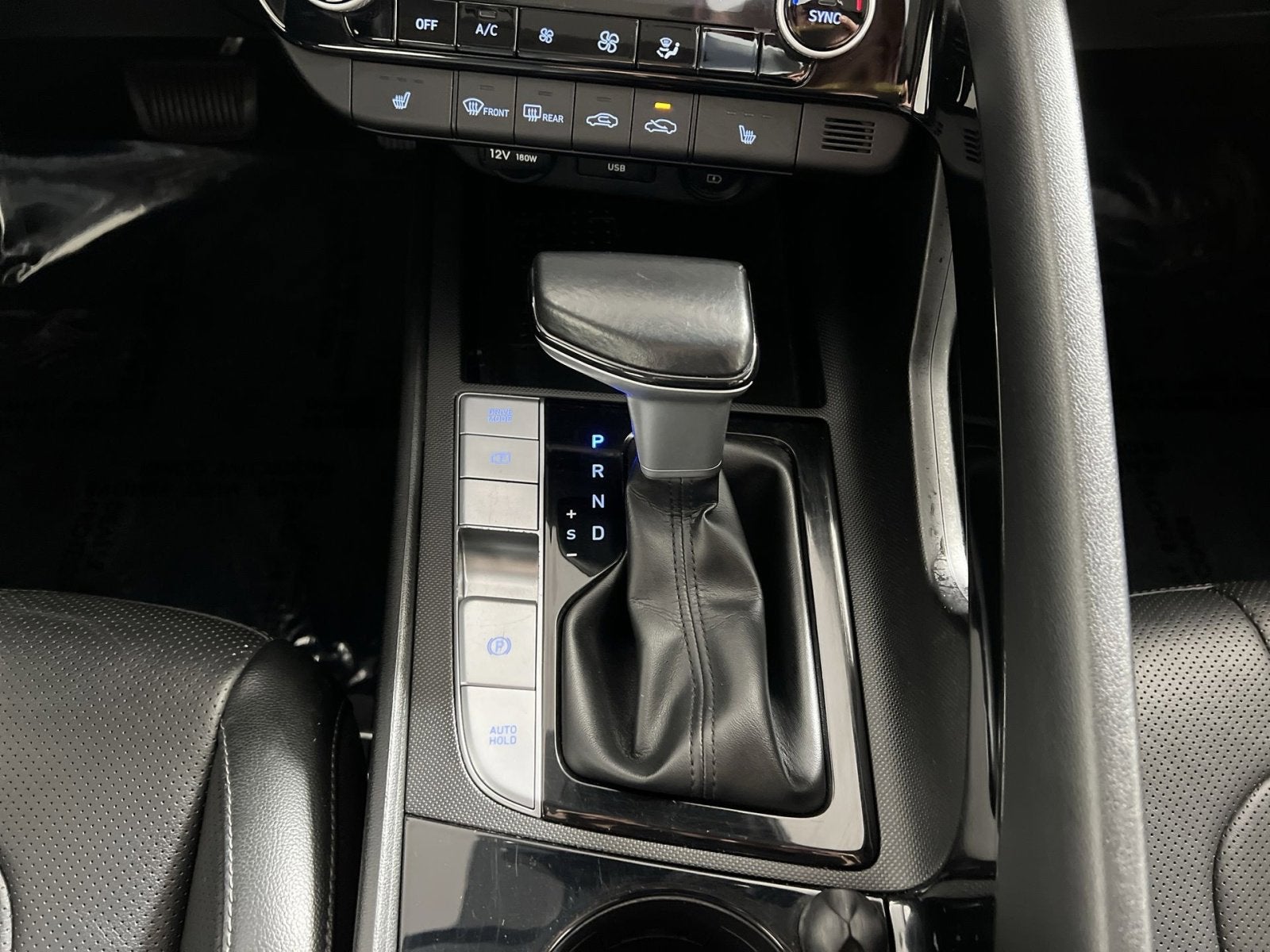 2022 Hyundai Elantra Limited