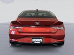 2022 Hyundai Elantra Limited