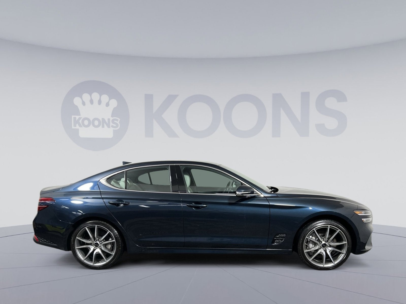 2024 Genesis G70 2.5T