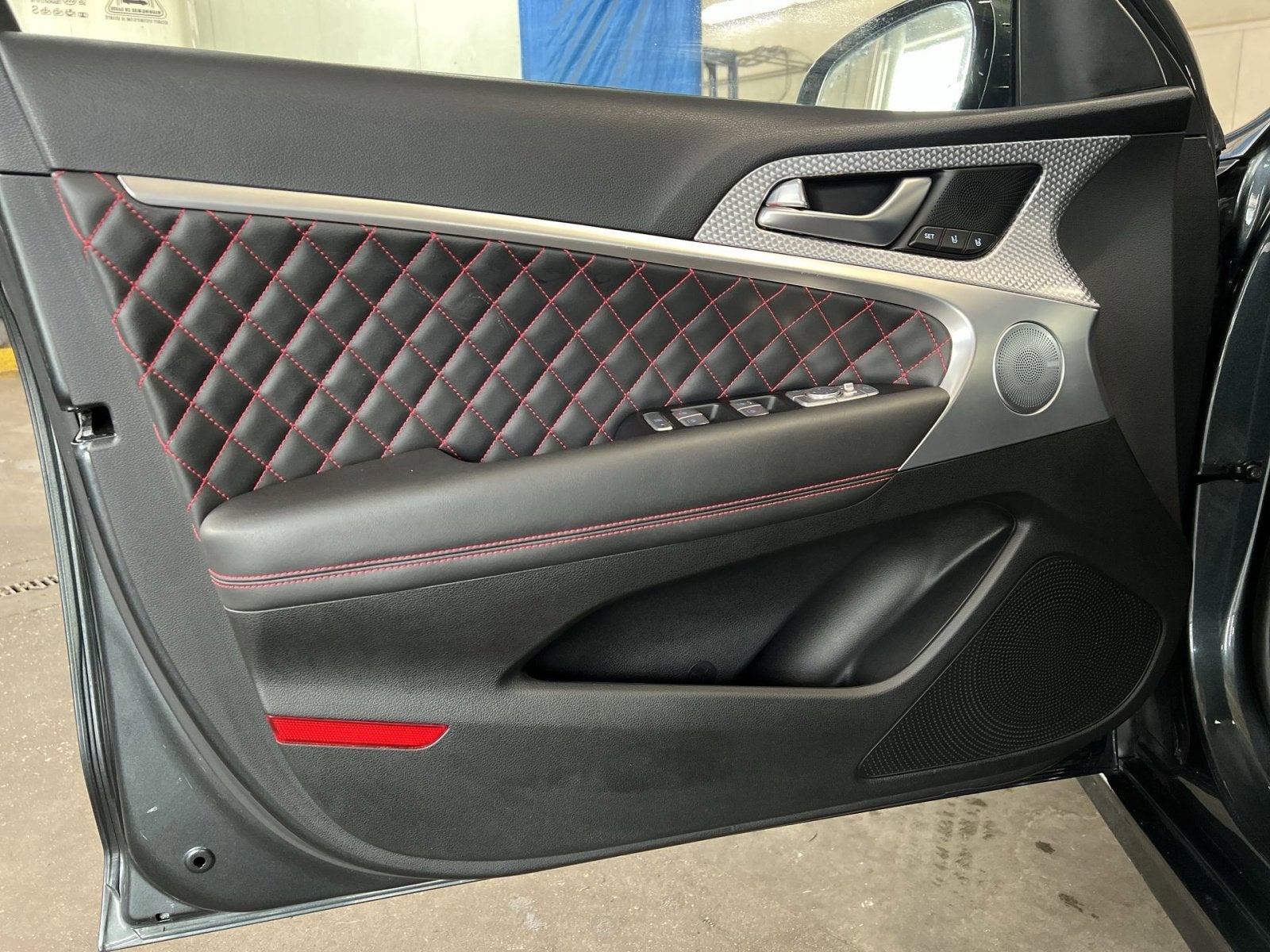 2023 Genesis G70 3.3T