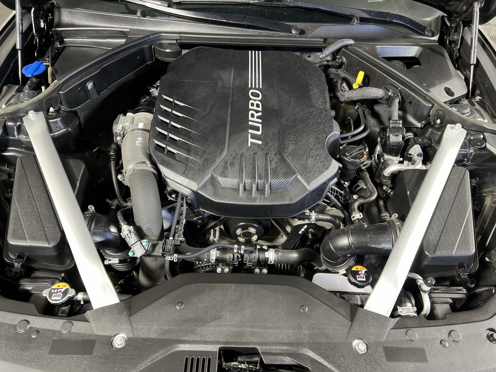 2022 Genesis G70 3.3T