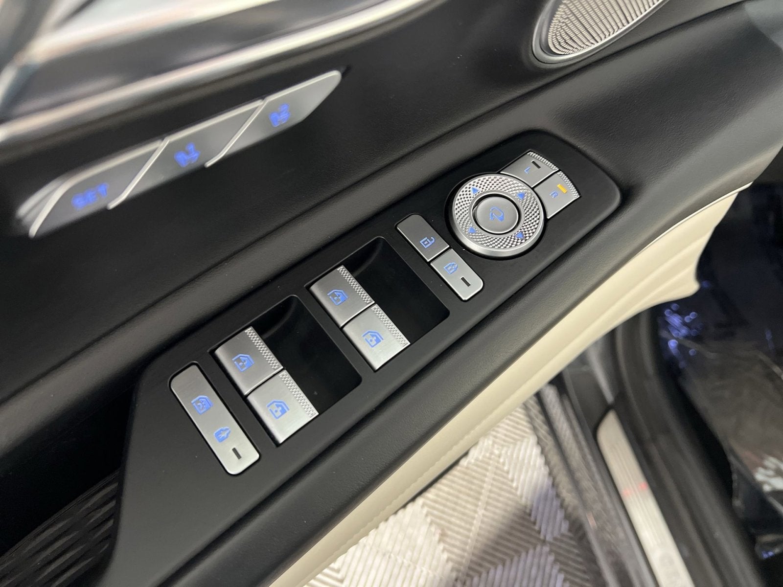 2023 Genesis GV80 2.5T