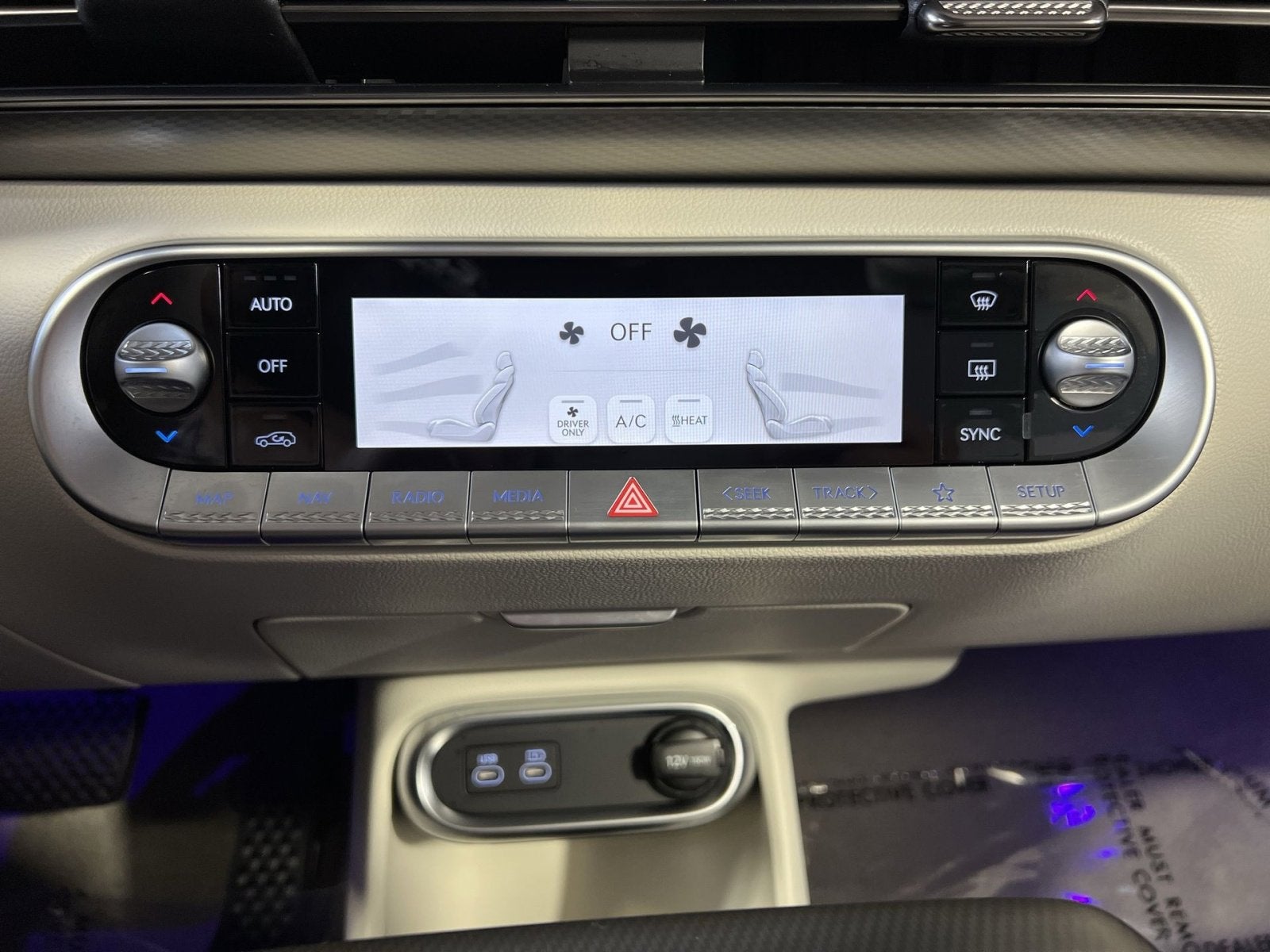 2025 Genesis GV60 Standard