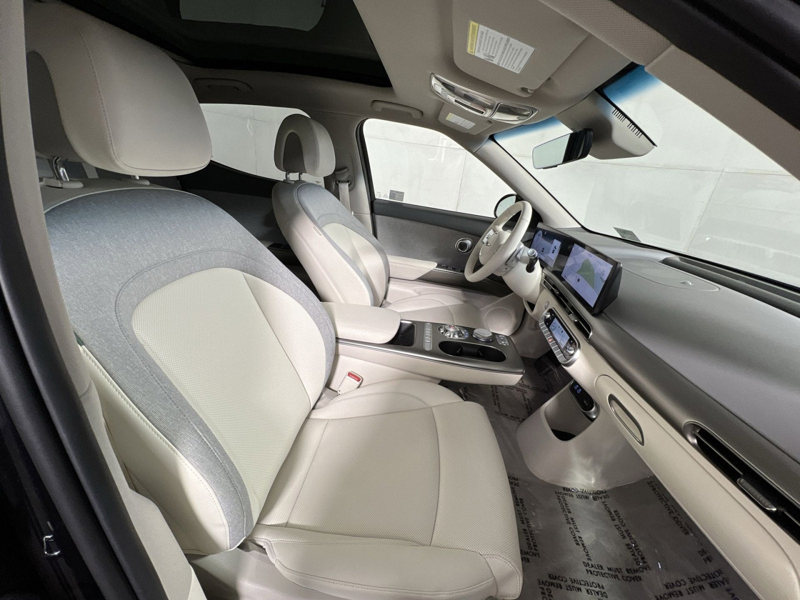 2025 Genesis GV60 Standard