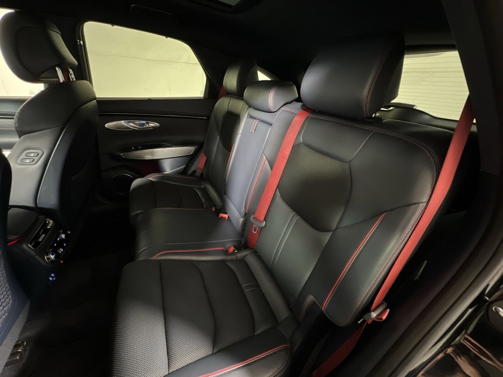 2023 Genesis GV70 2.5T