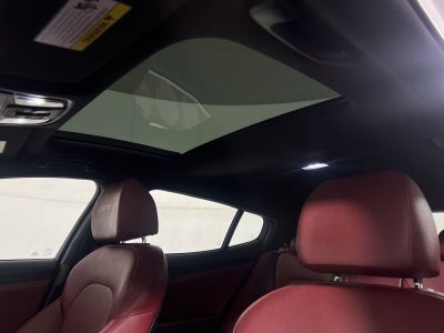 2023 Kia Stinger GT-Line