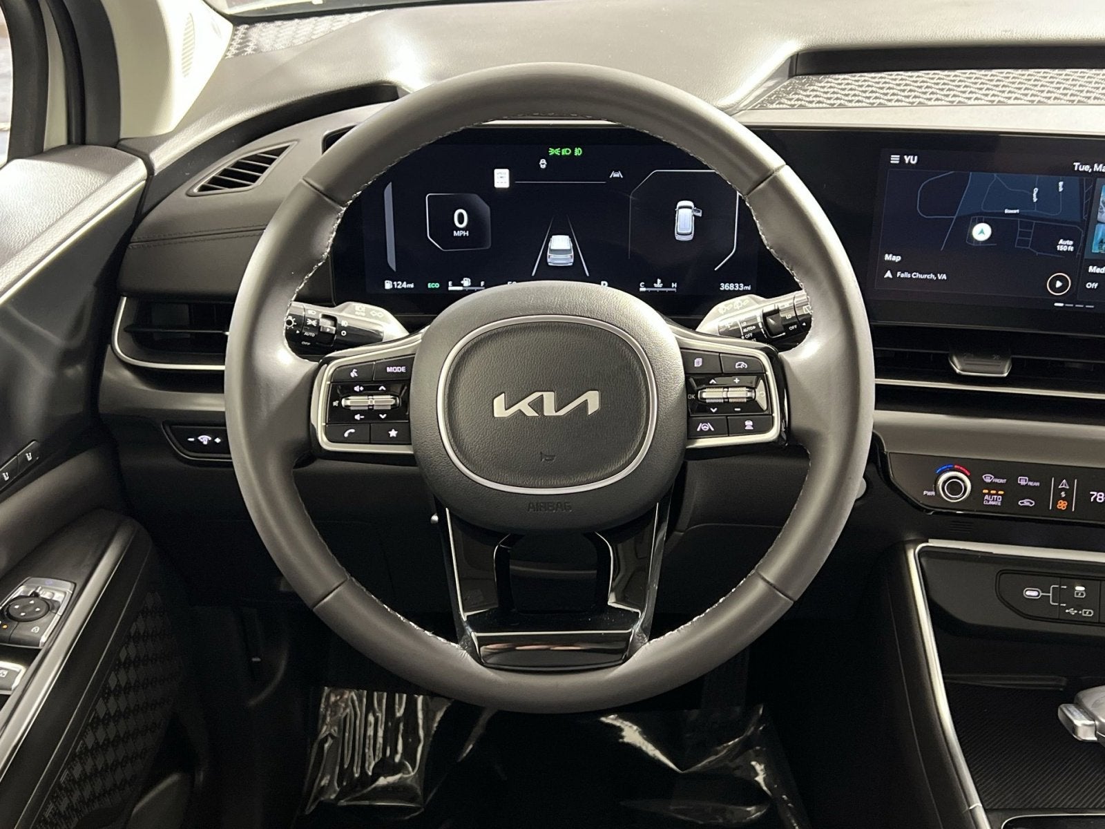 2025 Kia Carnival SX