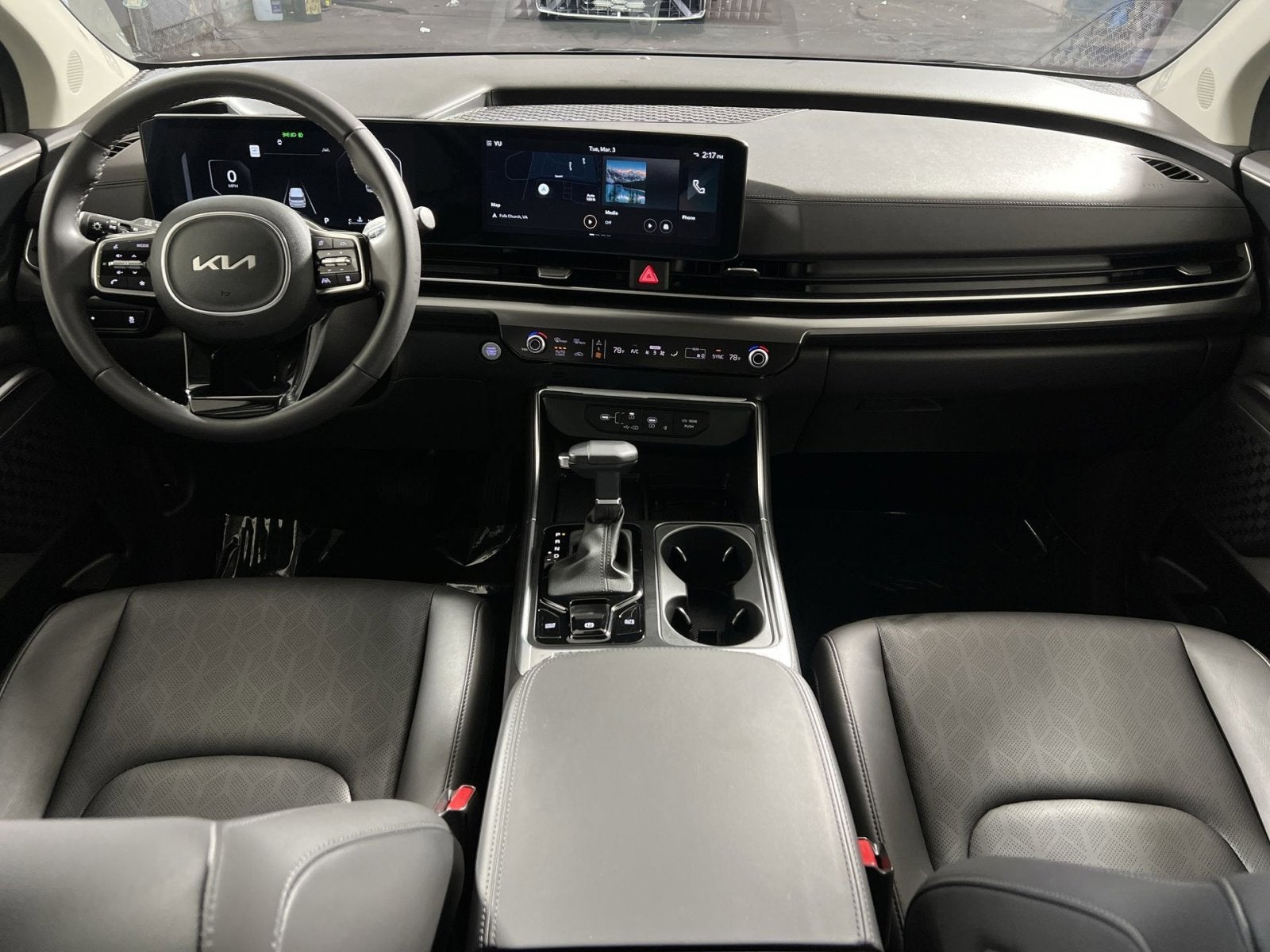 2025 Kia Carnival SX