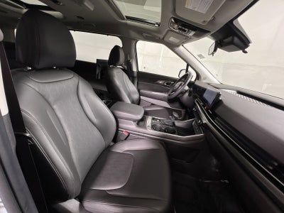 2025 Kia Carnival SX
