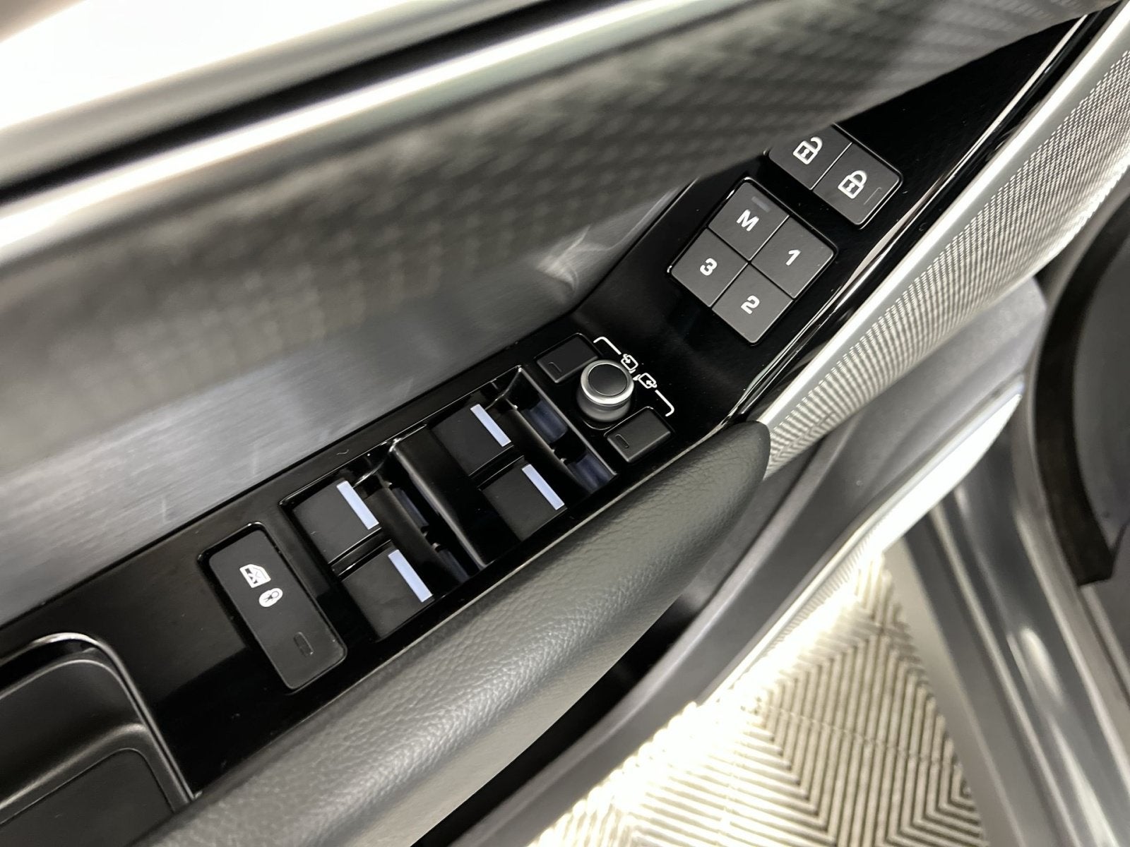 2021 Land Rover Range Rover Velar R-Dynamic S